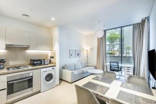 Sobha Creek Vistas Cozy 1BDR with balcony - Dubai - 2