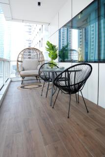 Luxurious Apartment in the HEART of DUBAI MARINA - Tram and Metro - Dubai - 3