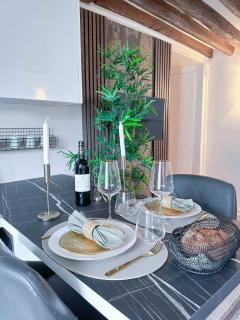 Beautiful Apartment near Grands Boulevards - París - 2