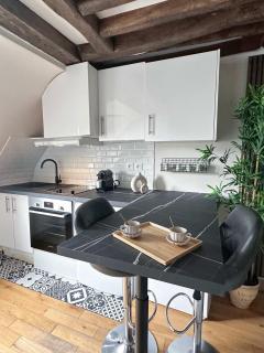 Beautiful Apartment near Grands Boulevards - París - 9