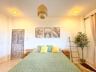 Sea Dreamer Ao Yon Beach House - 3