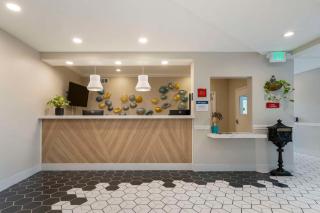 Best Western Plus All Suites Inn - Santa Cruz - 9
