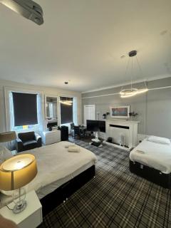 Luxury Family Room With Private bathroom in the heart of Edinburgh - Edimburgo - 5