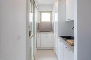 Studio lumineux avec aperçu mer Pointe Croisette - 7