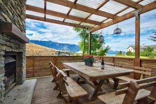 Lakeview Lodge Two with Stunning Views - Queenstown - 7