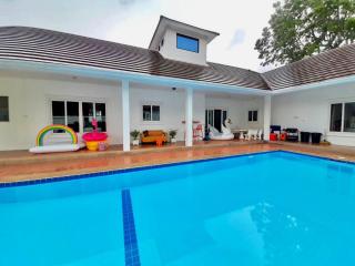 The Pool House Pattaya บ้านเดอะพูลเฮาส์พัทยา - Bang Lamung - 7