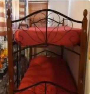 FIRST DAY HOSTEL on ARUBA - 1