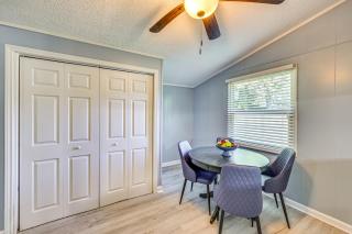 Hike, Golf and Fish Pine Bluff Retreat - Pine Bluff - 3