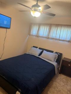 Quiet Cozy Haven for Relaxation & Work in Topeka, Kansas - Topeka - 7