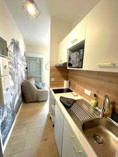 Studio Chic & Balcon - Hypercentre - Gare - Metro - 5