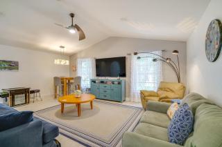 Canal-Front Outdoor Space Home in Cape Coral - Cape Coral - 7