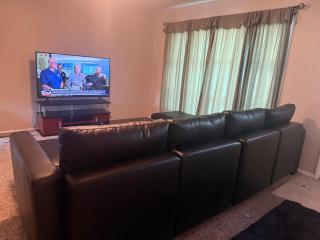 Quiet Cozy Haven for Relaxation & Work in Topeka, Kansas - Topeka - 1