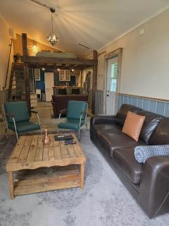 Tiny house & Sauna on Lakefront Farm Oasis - Merville - 9
