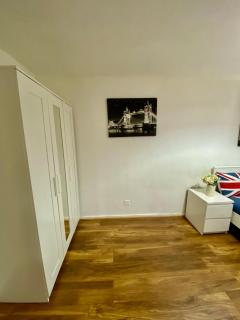 Central London 3 Bedroom flat, Oxford Circus, W1W - 2