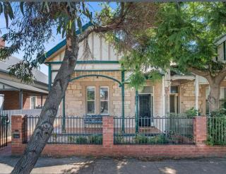 Charming! 3 Bed Garden by Beach - Largs - 9