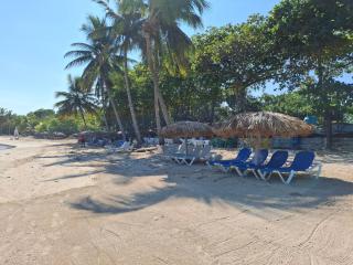 Costambar Beachfront Stay with Pool - San Felipe de Puerto Plata - 0
