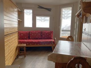 Appartement Confort 4 Pers., Balcon Sud-Ouest, Reberty 1850, Proche Pistes et Commerces - FR-1-452-261 - Les Menuires - 9