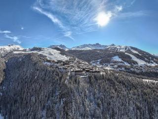 Chalet de Luxe avec Sauna et Jacuzzi, Proche Pistes et Centre de Courchevel - FR-1-563-142 - Courchevel - 4