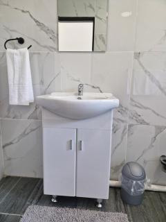 Grace Avenue Bungalow - 8