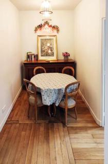 Aux pieds du Métro ligne 12 - 6