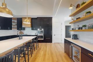 Valley View Retreat | Main House - 4