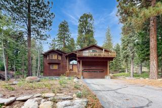 Vista Pines Retreat - Tahoe Vista - 0