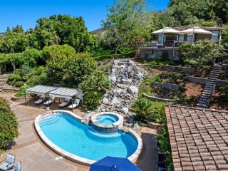 Grand Mediterranean Villa in La Jolla Hillside - San Diego - 2