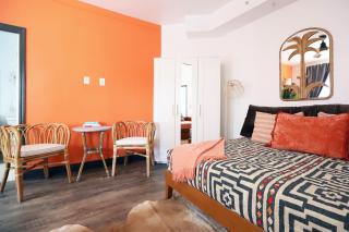 Family and Pet-Friendly Miami Beach Suite Beside Oceanside Park & Bark Beach - 2