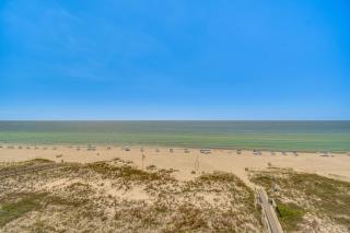 Steps to Beach Oceanfront Condo in Perdido Key! - Pensacola - 8