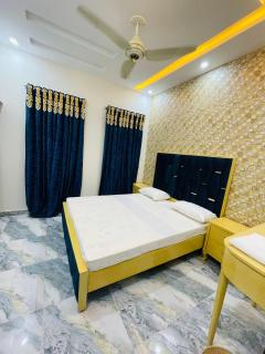 Grand Spot Hotel - Lahore - 0