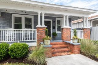 Downtown 3BR Gem - Hot Tub - Covered Parking - Fenced Yard - Wilmington - 5