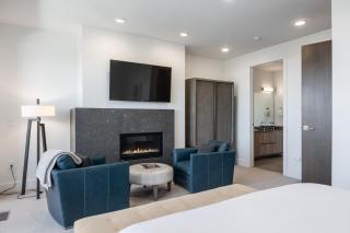 Canyons Village Beautiful 3 Bedroom, Private Hot Tub, Luxury Kitchen, Ski In and Ski Out - Park City - 3