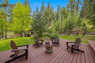 208 Escape - Quiet, private, cabin on 5-acres - Trails - WiFi - Fireplace - Family Getaway - Cascade - 2