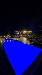 Chalet R - - 4