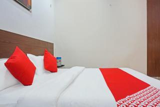Hotel O Quadis - Noida - 3