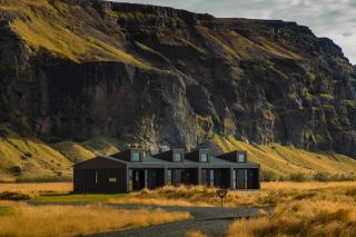 Seljalandsfoss Horizons - 3