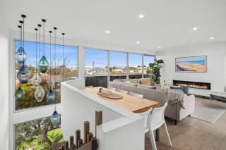 Illume - Light, Warm, Contemporary Designer Luxury - Torquay - 0