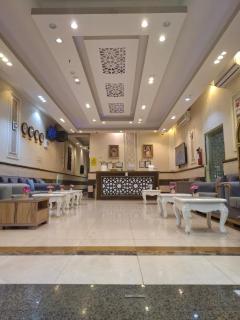 شقق البحر الأزرق المخدومه - 9