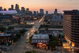 Courtyard by Marriott Minneapolis Downtown - Minneapolis - 7