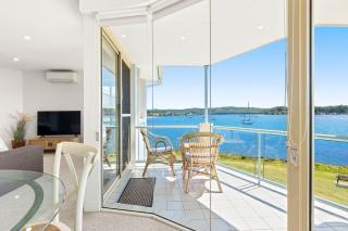 Spinnakers Reach Unit 9 managed by Batemans Bay Accom - 6
