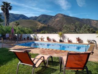 Beautiful private outdoor patio - 0