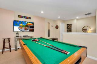 Themed Bedrooms & Private Pool Gated in Fun Resort townhouse - 0