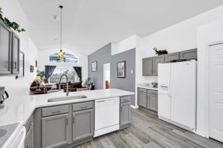 Blue Spa Private Pool Home With Game Room! villa - Davenport - 3
