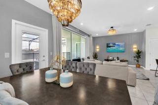 Little Mermaid Theme Bed Luxury 5 Bed Pool Home! villa - Davenport - 7