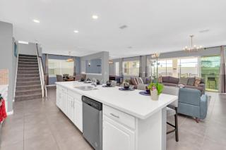 Never Get Bored 9 Bed Pool, Spa, Games! villa - Kissimmee - 4