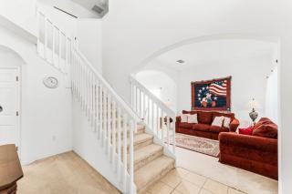 Mickey & Mario's Fun House 12 Min From Disney! home - 7