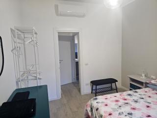 EMHouse - 2