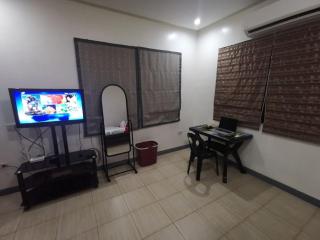 Full Villa with 4BR near SM mall and walking street - Angeles - 3