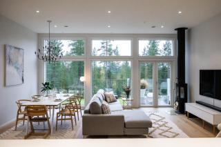 Arctic Heather City Villa - 8