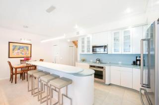 Northern Lights 5 - Family-Friendly Condo with Shared Pool, Great Snorkeling - North Side - 2